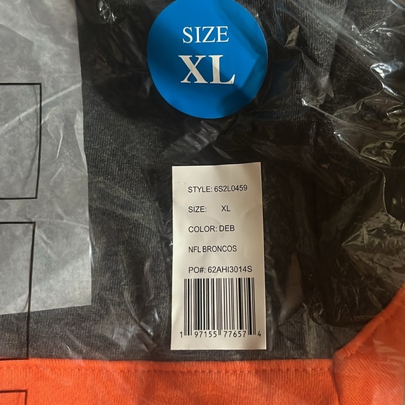 Denver broncos hoodie - Picture 3 of 3